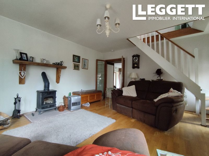 Property photo 3 of 10