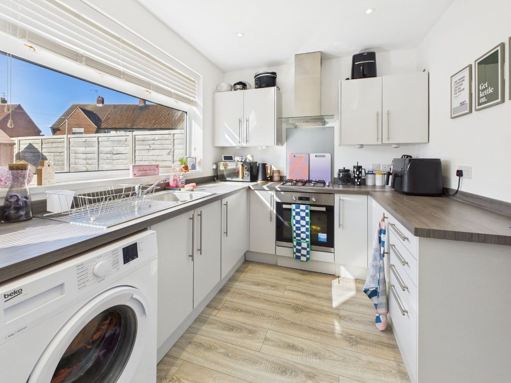 Property photo 3 of 12 4532529