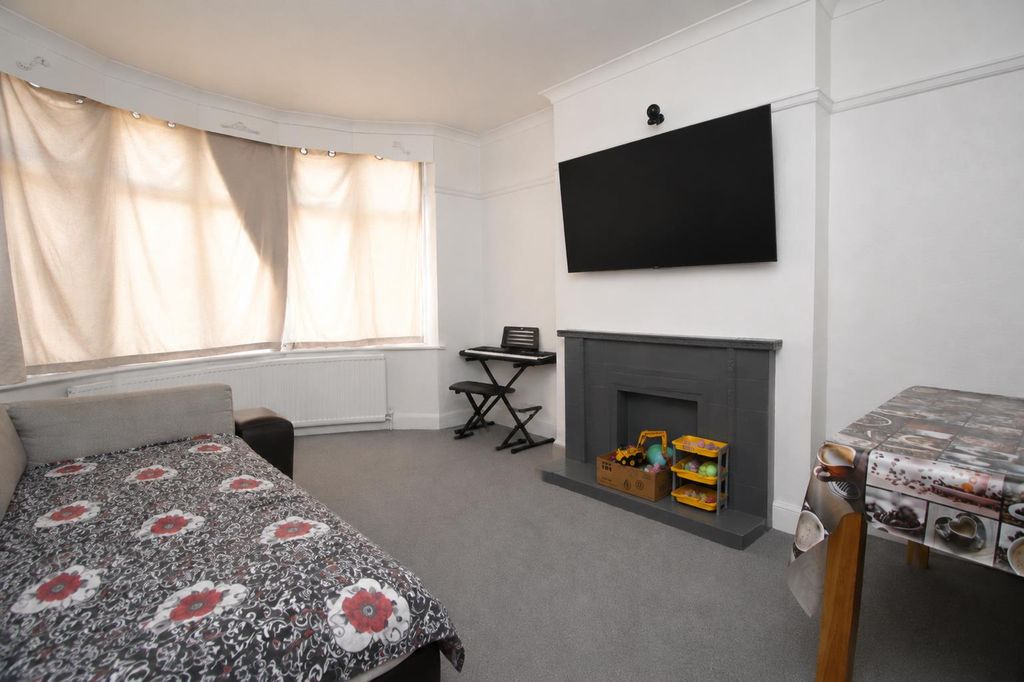 Property photo 3 of 10 Sitting Room Image 1.Png