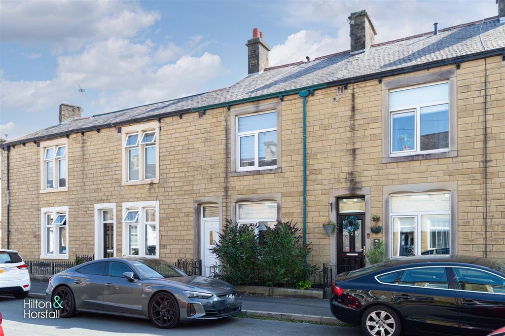 Property photo 1 of 10 Nora Street