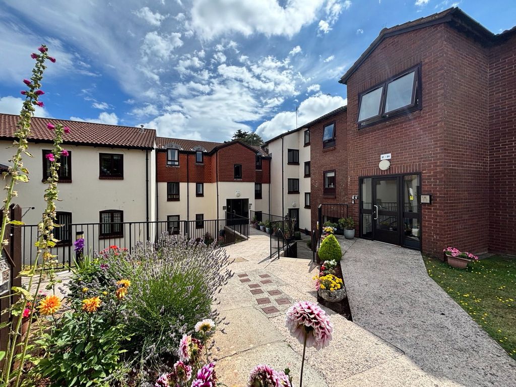 Additional image 9 of 2 bed flat for salePebble Court, Goodrington, Paignton TQ4