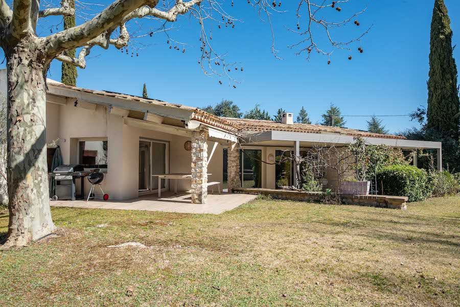 Property photo 3 of 25