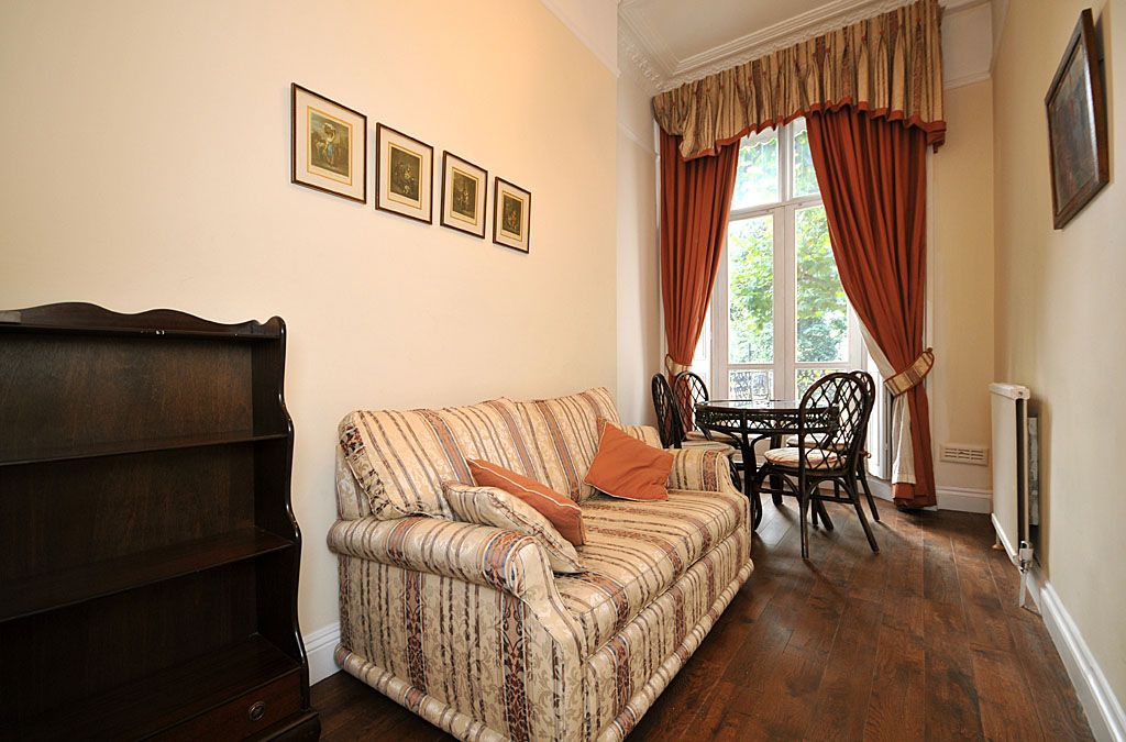 Property photo 3 of 7