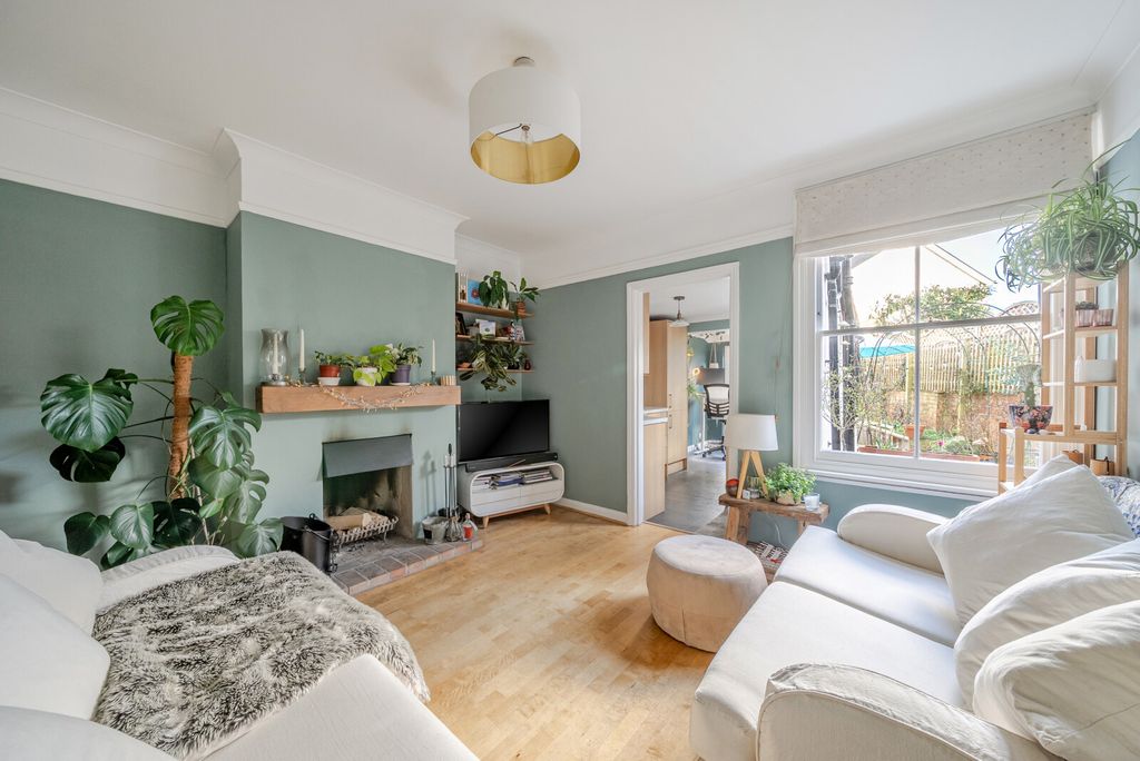 Property photo 2 of 21 1429113-9-69B19c5...