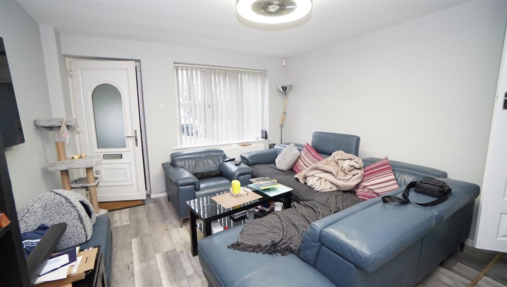 Property photo 2 of 8 Dsc09412.Jpg