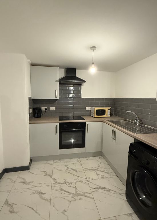 Property photo 1 of 4