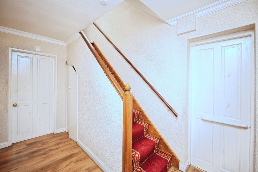 Property photo 3 of 29