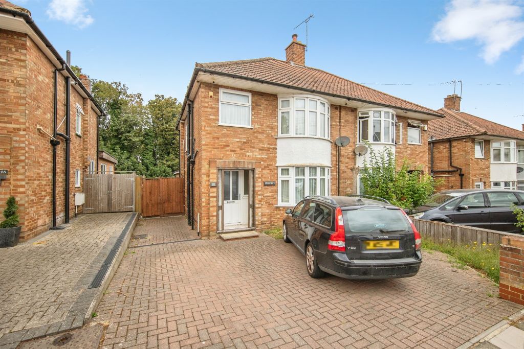 Property photo 1 of 17