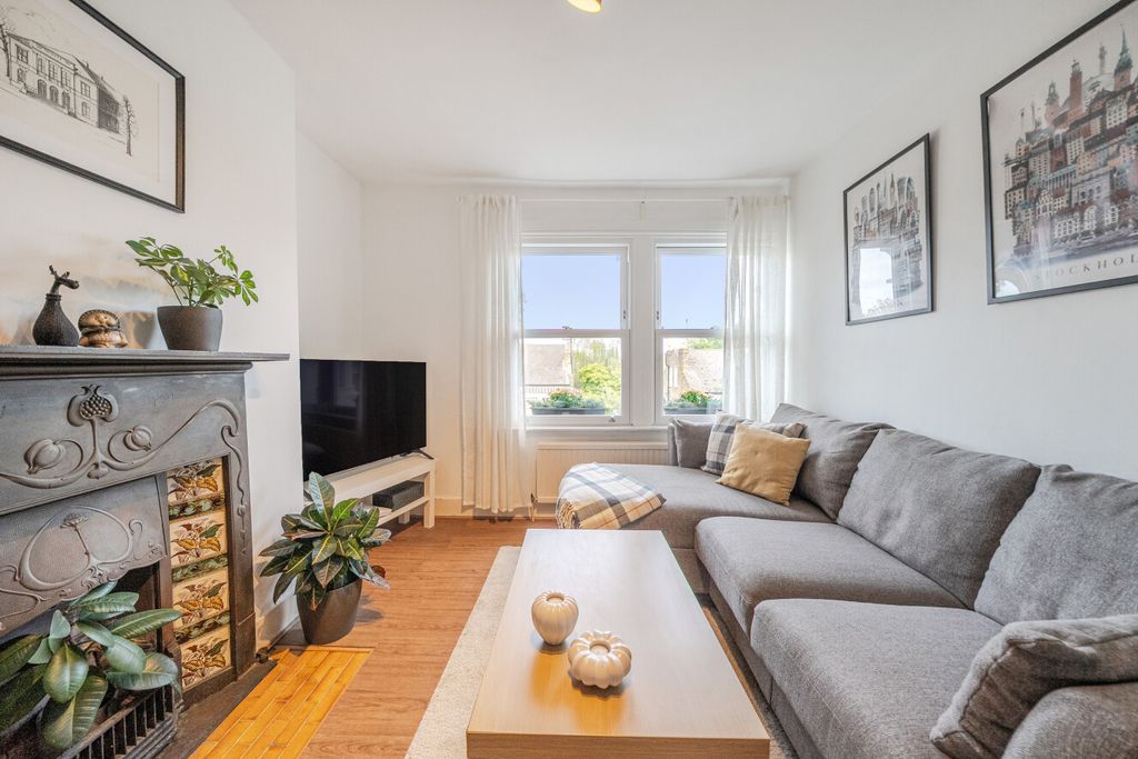 Property photo 2 of 16 1527363-11-6Abb96...