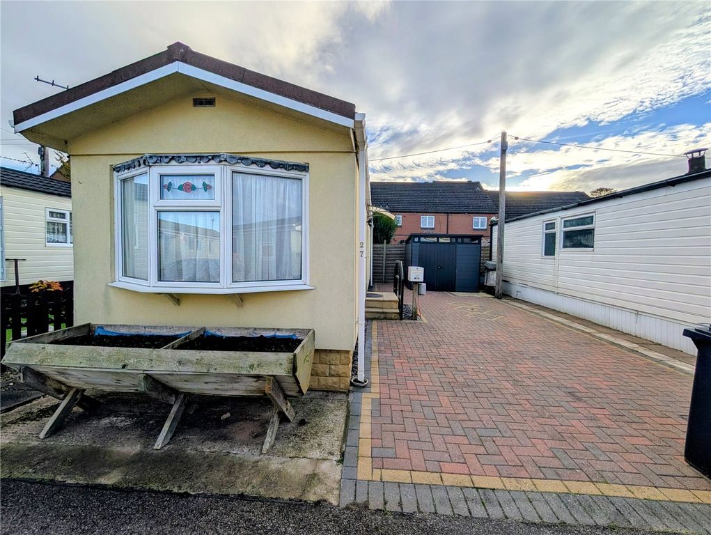 Additional image 10 of 1 bed property for saleOrchard Caravan Park, Upper Church Street, Syston, Leicester LE7