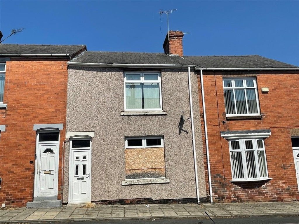 Property photo 1 of 12