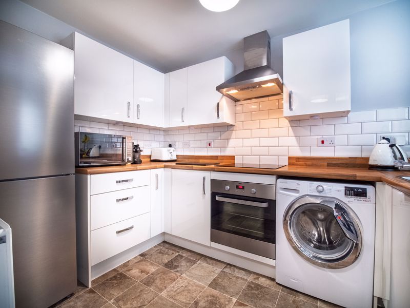 Property photo 3 of 17 Photo 10