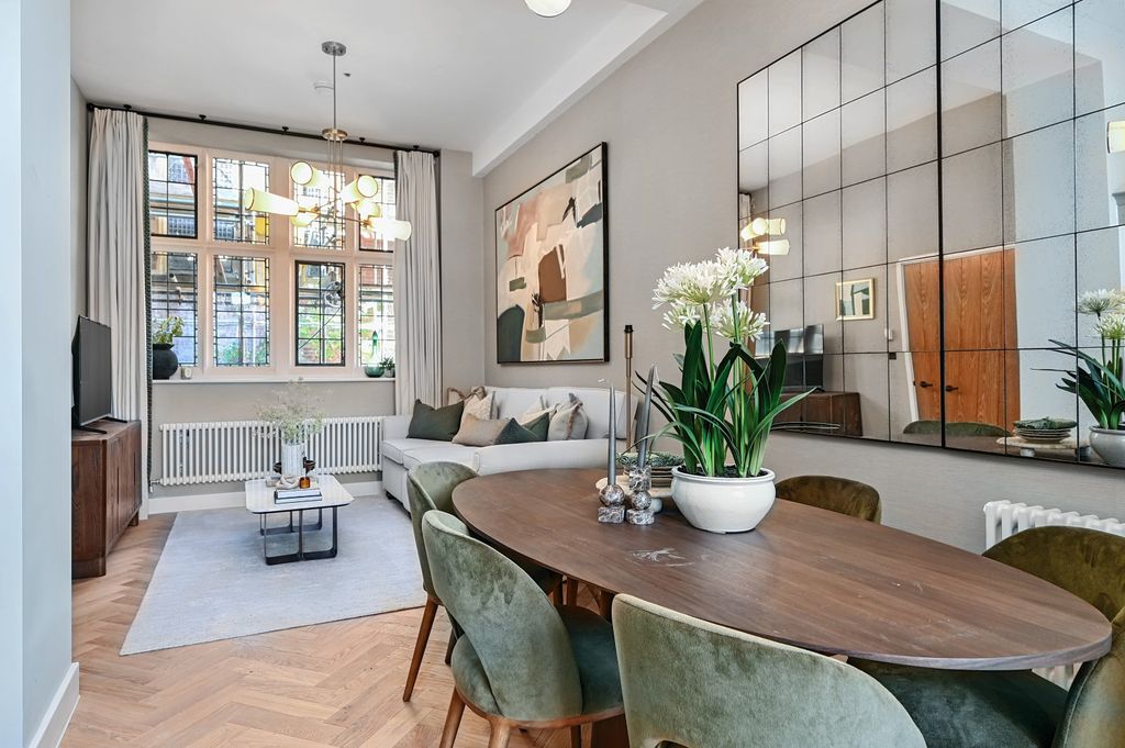 Property photo 3 of 9 Show Home Dining