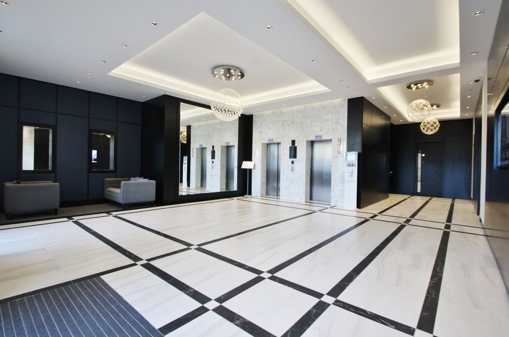 Property photo 2 of 8 Photo 3