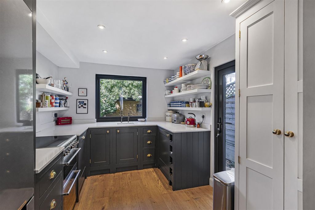 Property photo 3 of 41 3