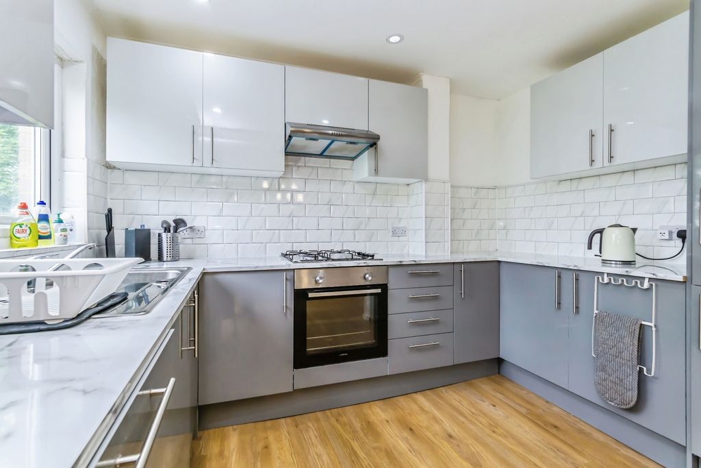 Property photo 1 of 17 Photo