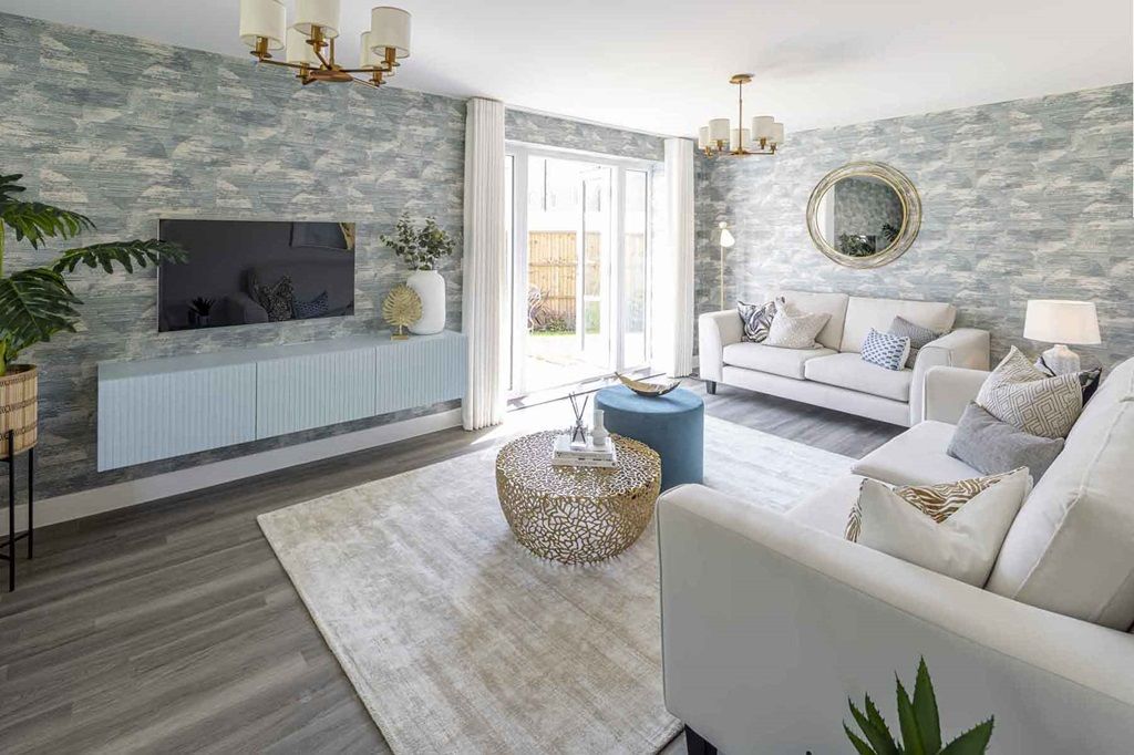 Property photo 1 of 11 Plenty Of Space For Two Large Sofas