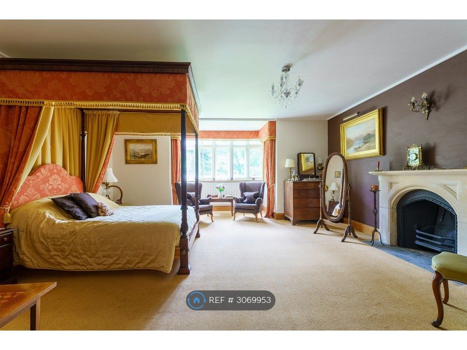 Property photo 1 of 2