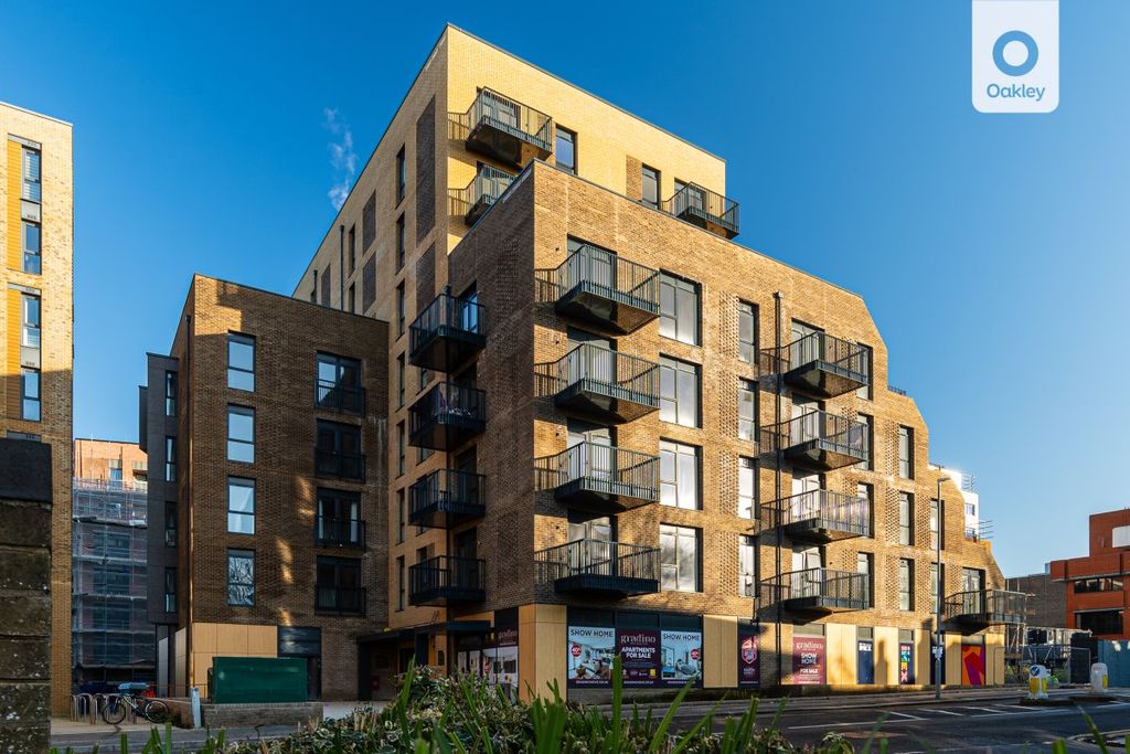 Property photo 1 of 9