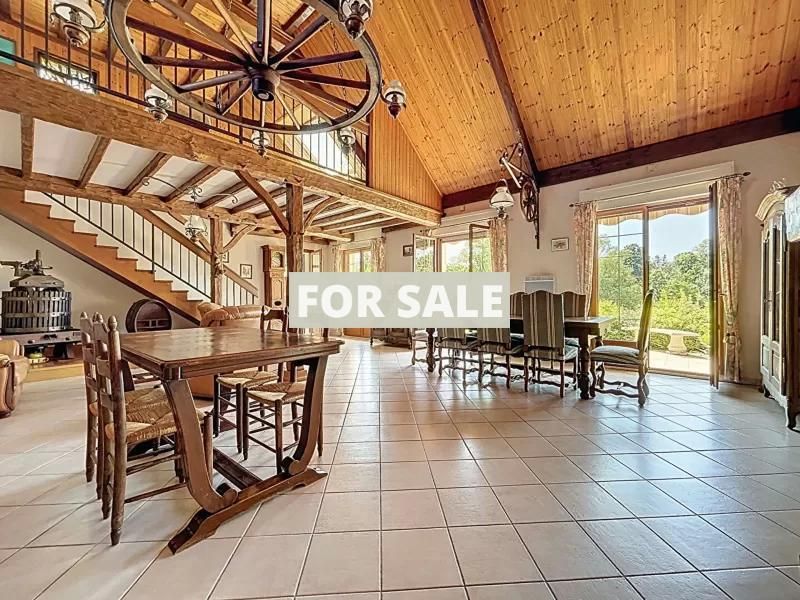 Property photo 2 of 18