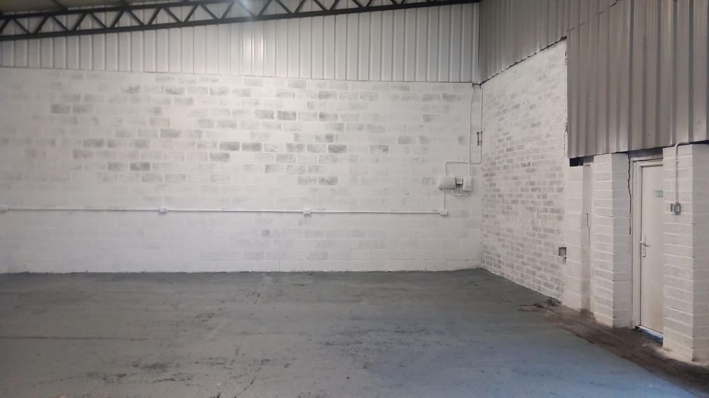 Property photo 3 of 3