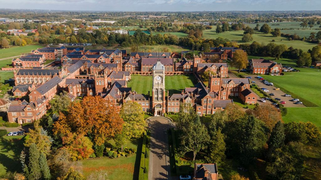 Property photo 2 of 19