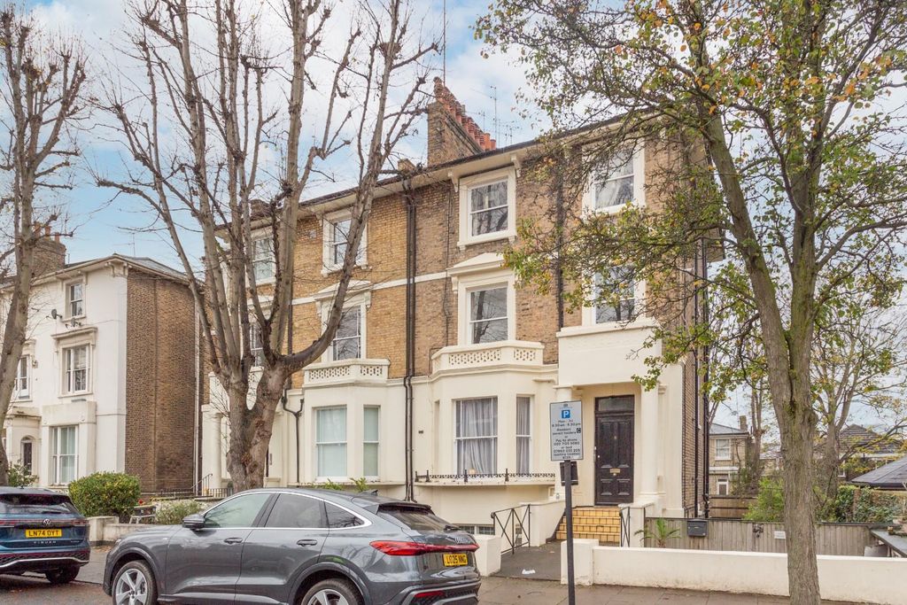 Property photo 1 of 12 Building Exterior