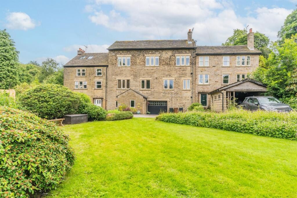 Property photo 1 of 24