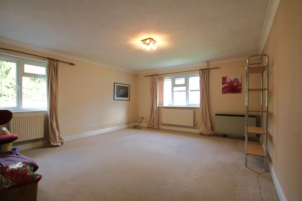 Property photo 3 of 9 Img_0495