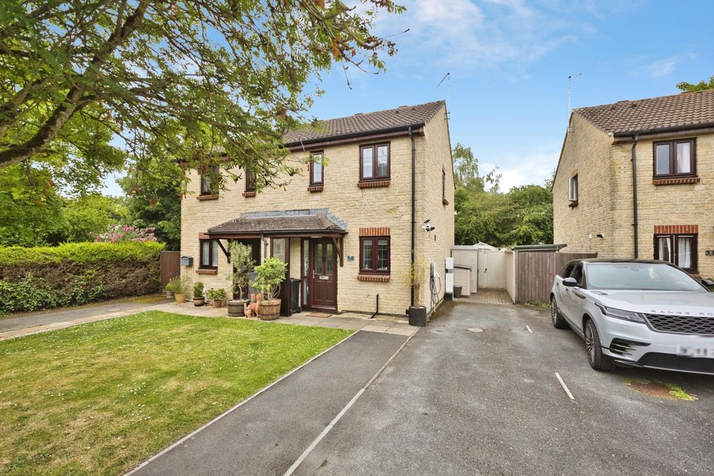 Property photo 1 of 18 Pbox-Img.Jpg