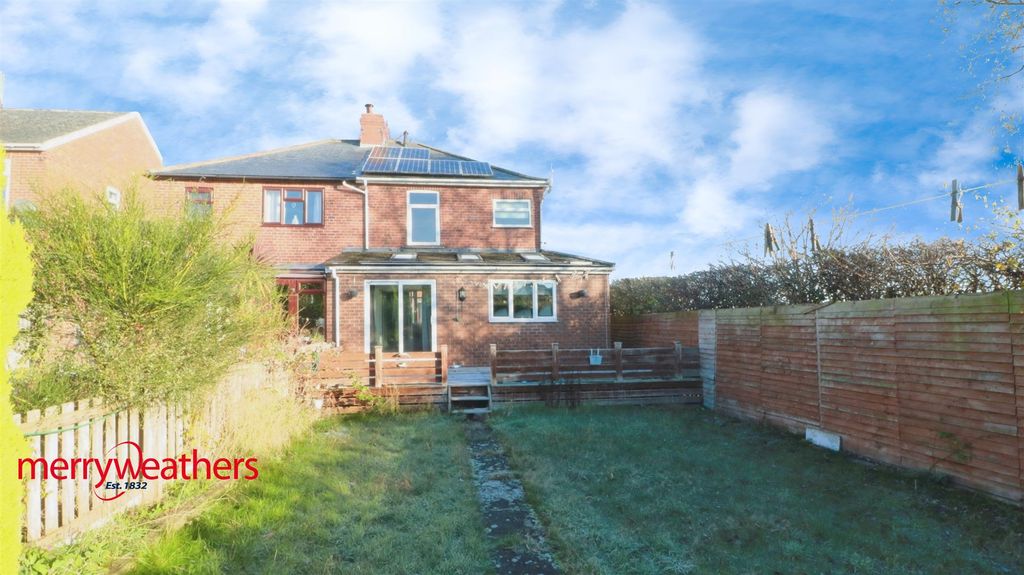 Property photo 3 of 19 External