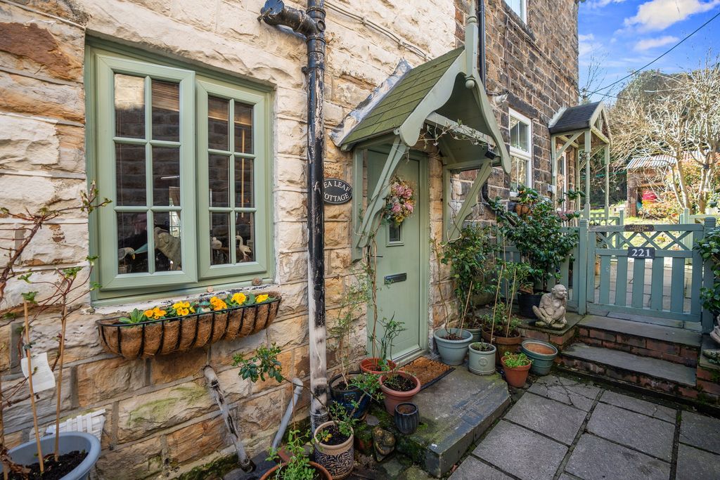 Property photo 1 of 23