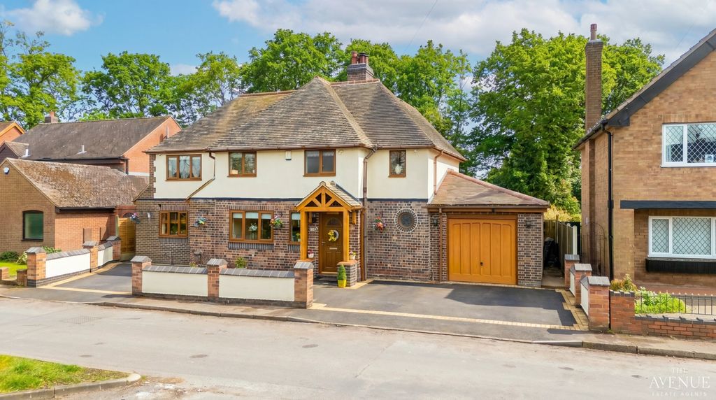 Property photo 2 of 31 2426715