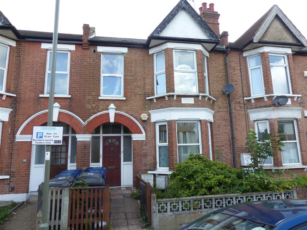 Property photo 1 of 8