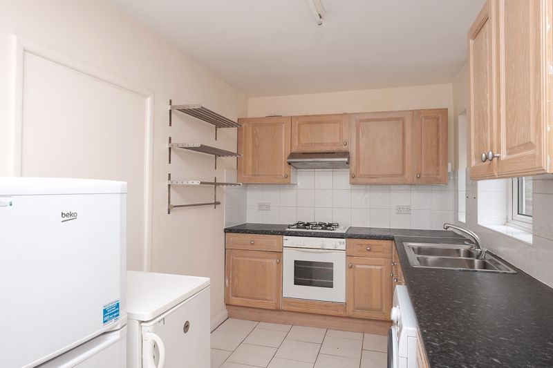 Property photo 3 of 13 Kitchen