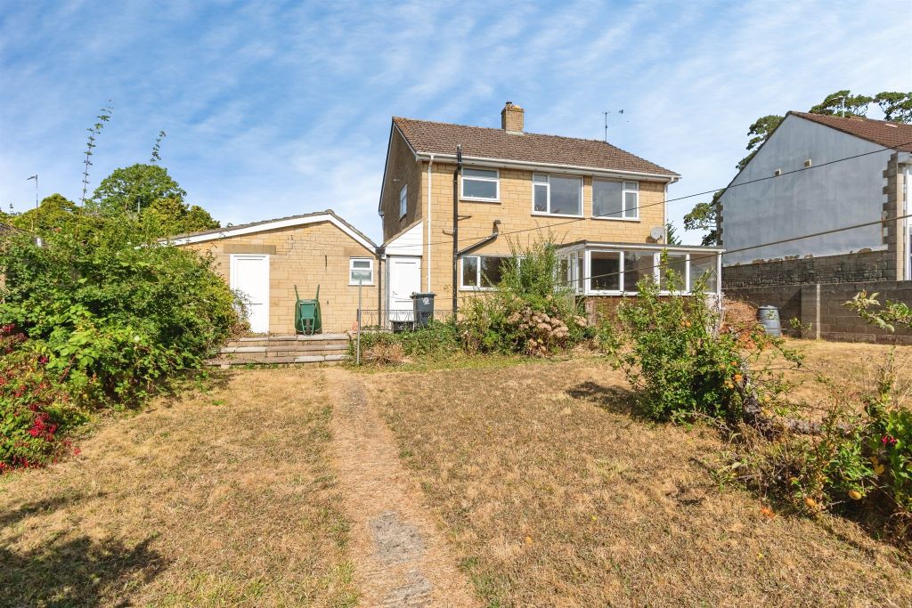 Property photo 2 of 16
