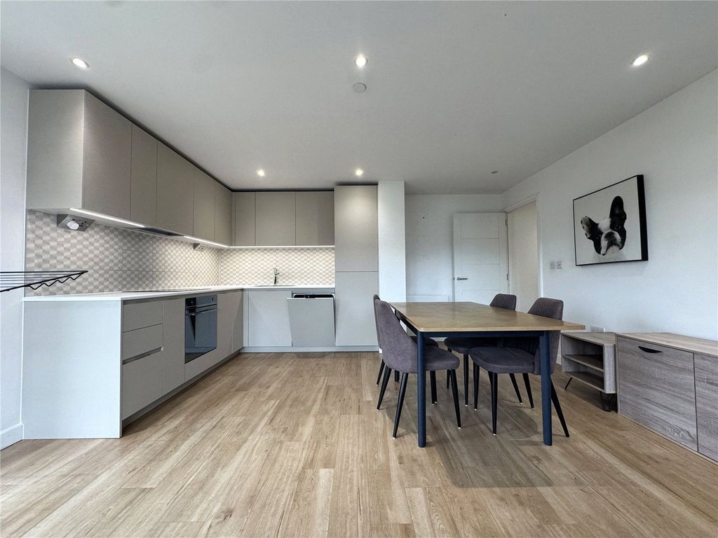 Property photo 2 of 13 Picture No. 07