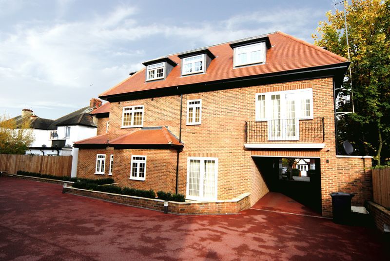 Property photo 1 of 7 Photo 7
