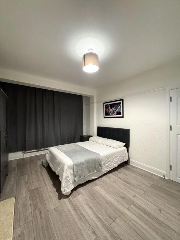 Property photo 1 of 3