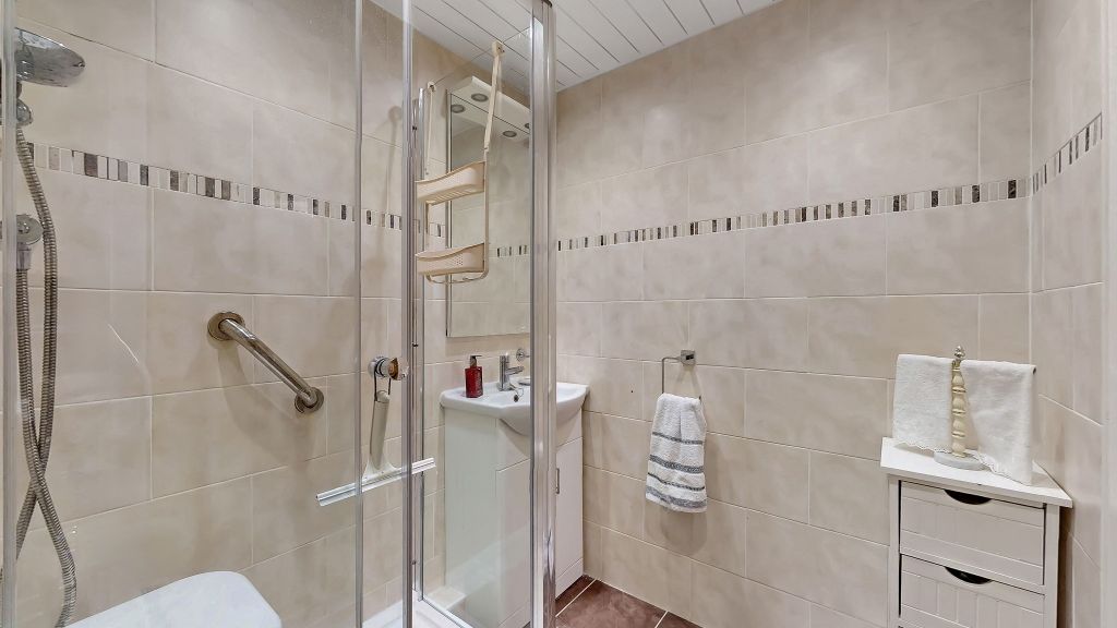 Additional image 17 of 1 bed flat for saleFlat 11 Kelburne Court, 51 Glasgow Road, Paisley, Renfrewshire PA1