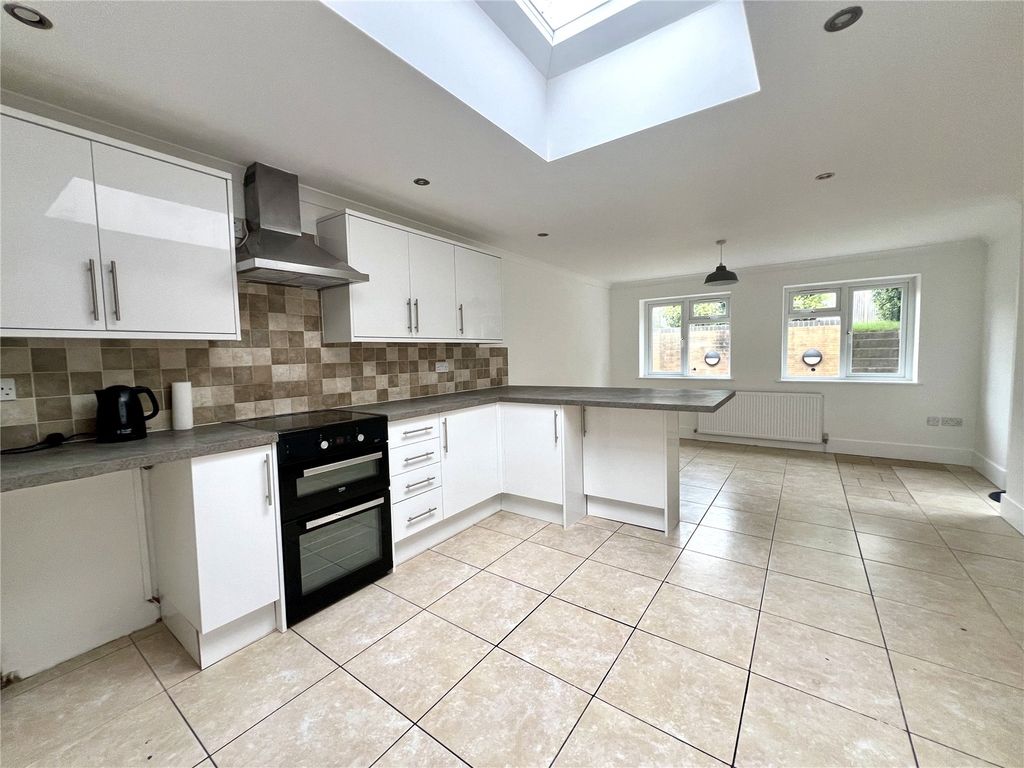 Property photo 3 of 17 Kitchen Dining Room