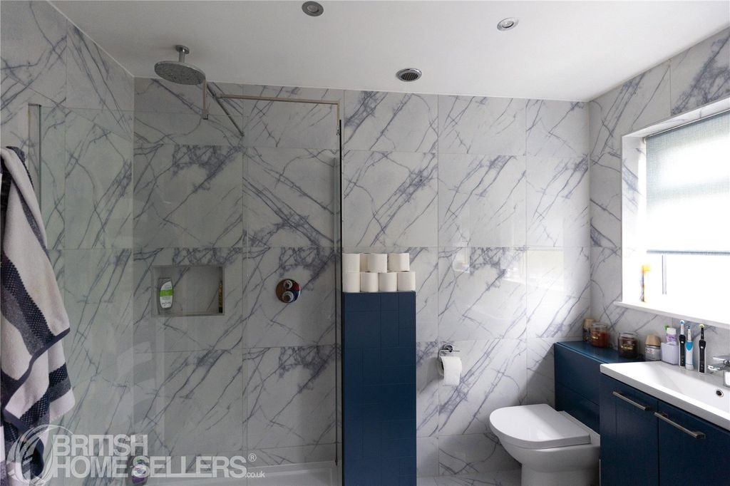 Property photo 3 of 24 Picture No. 04