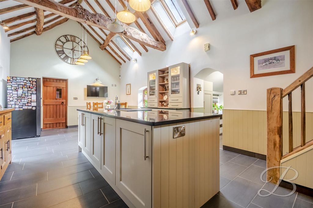 Property photo 2 of 52 Ccltd-12.Jpg