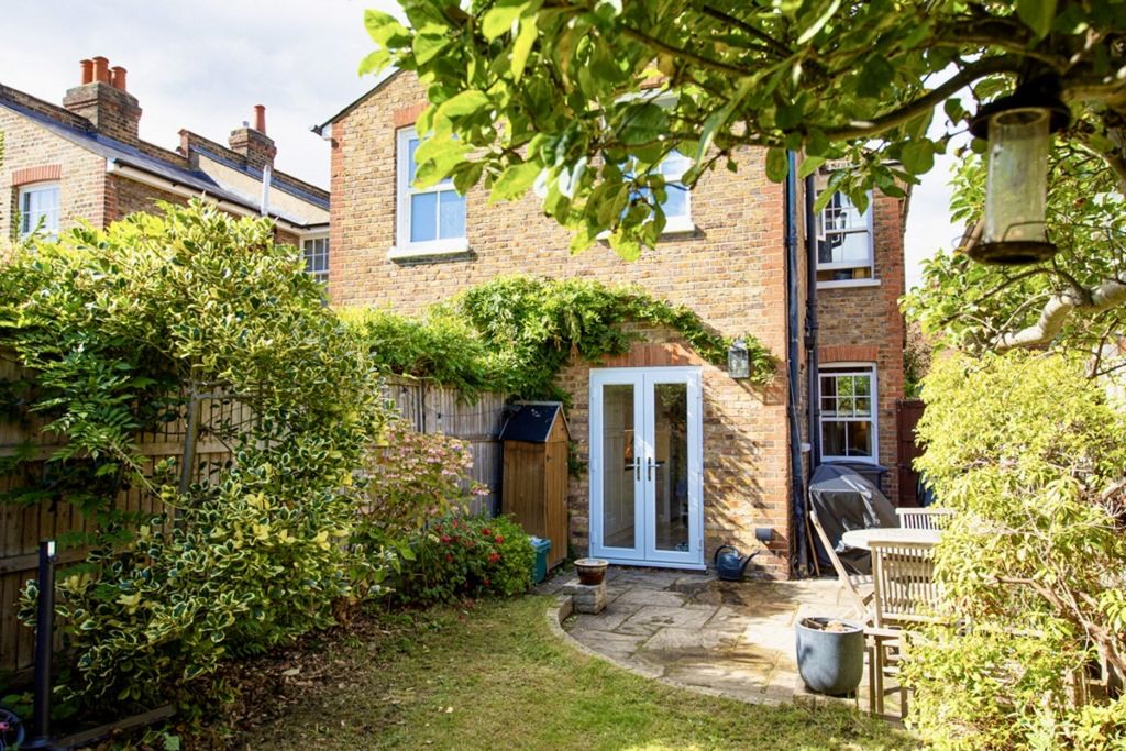 Property photo 3 of 21