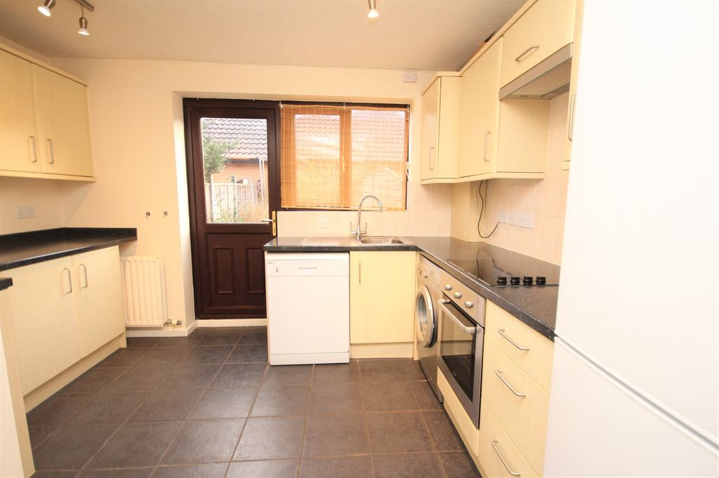 Property photo 2 of 10