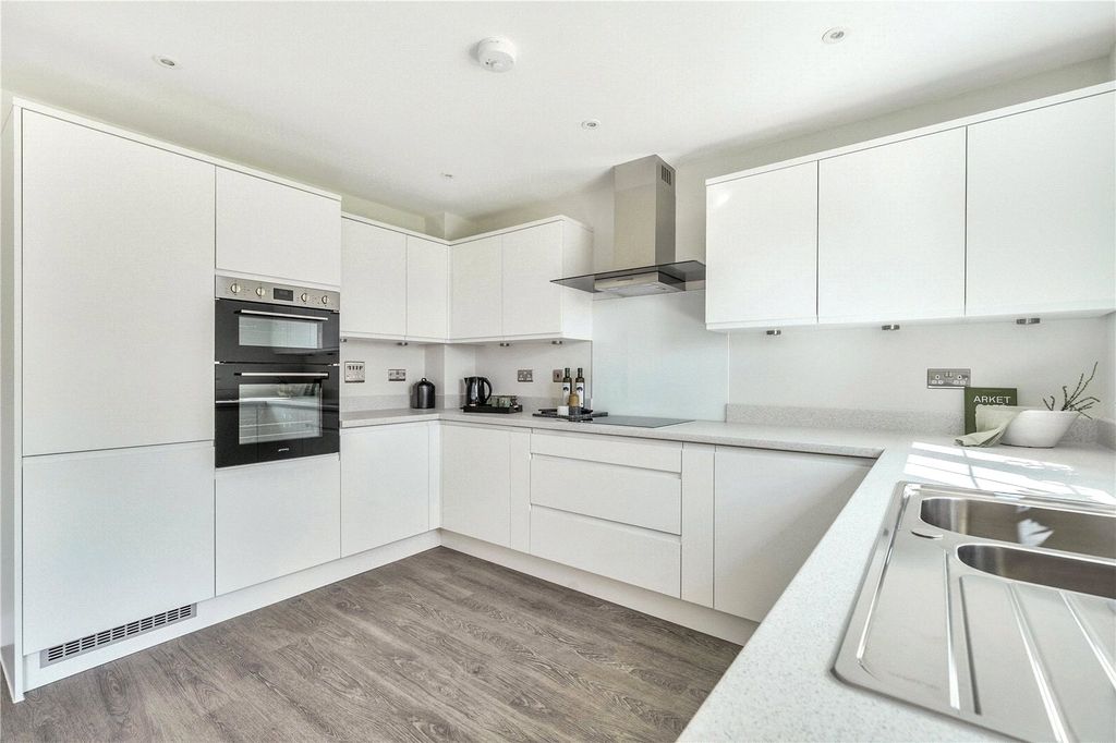 Property photo 2 of 9 Picture No. 03