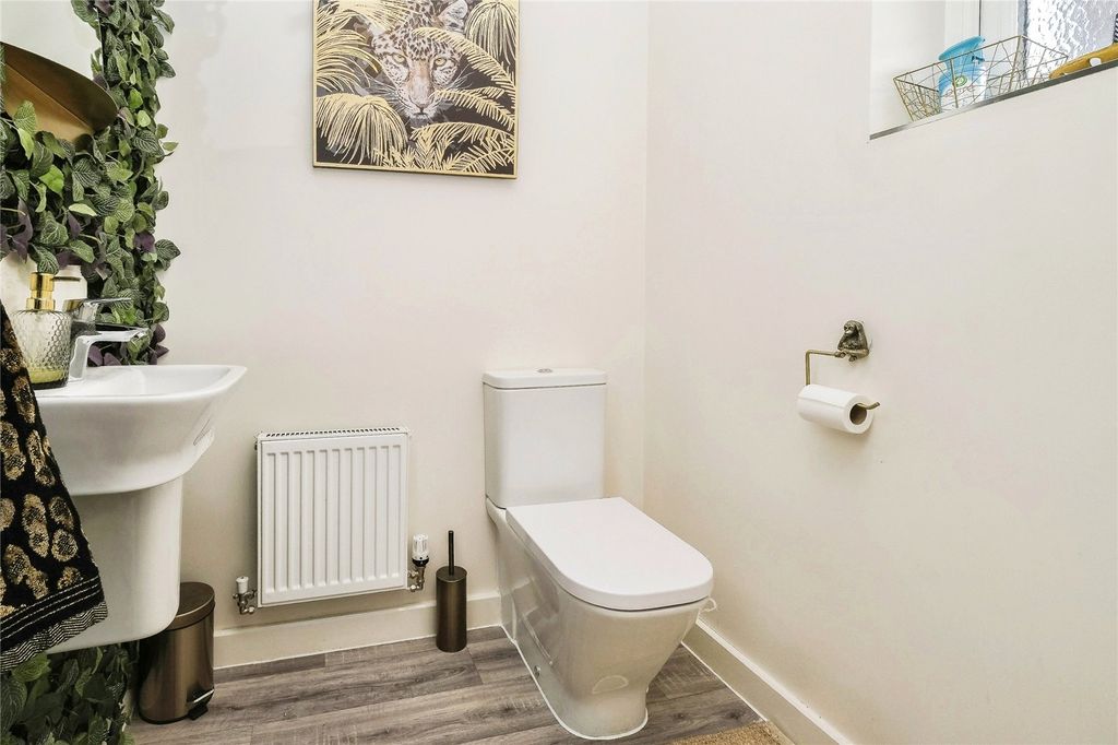 Property photo 3 of 15 Picture No. 04