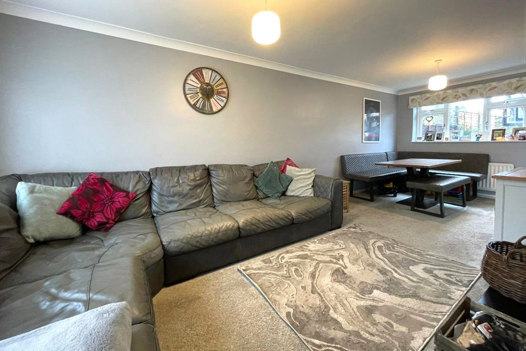 Property photo 3 of 13 Picture No. 25