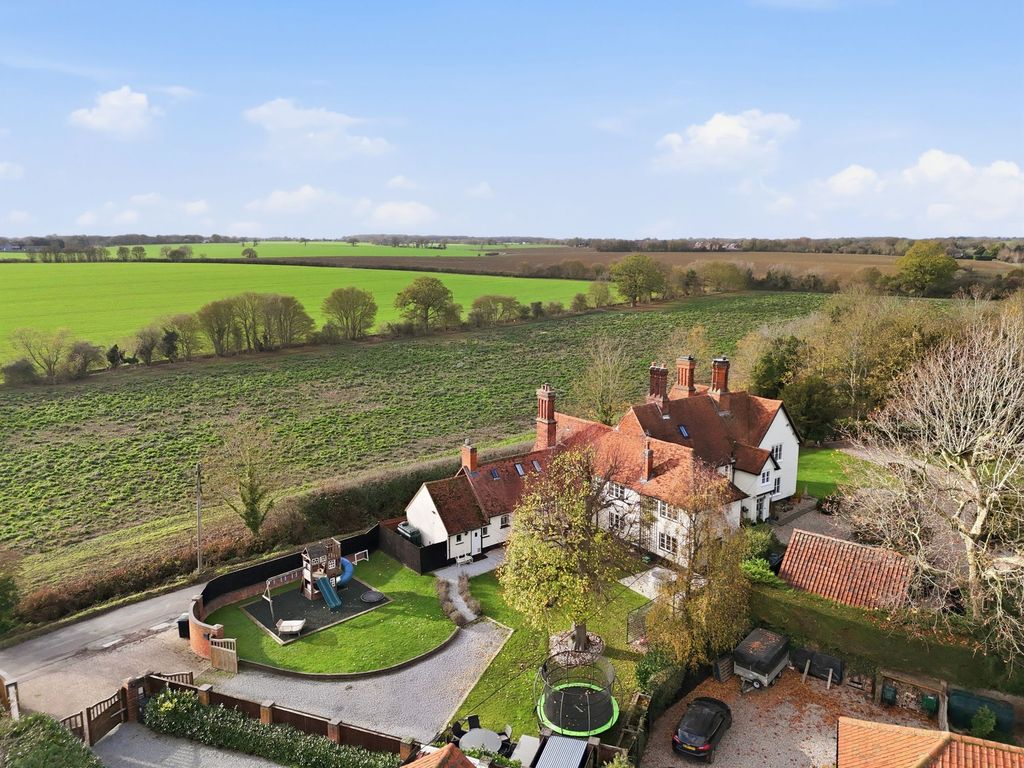 Property photo 1 of 27