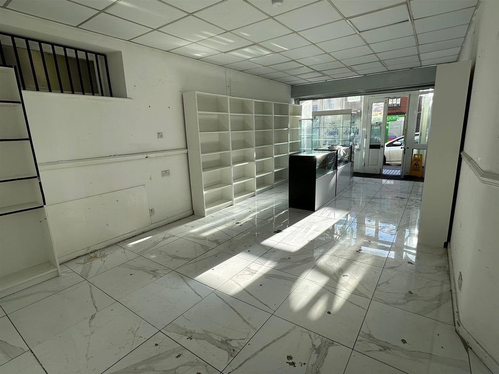 Property photo 2 of 5